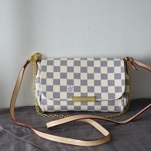 Louis Vuitton 8 x 5 x 2 azur